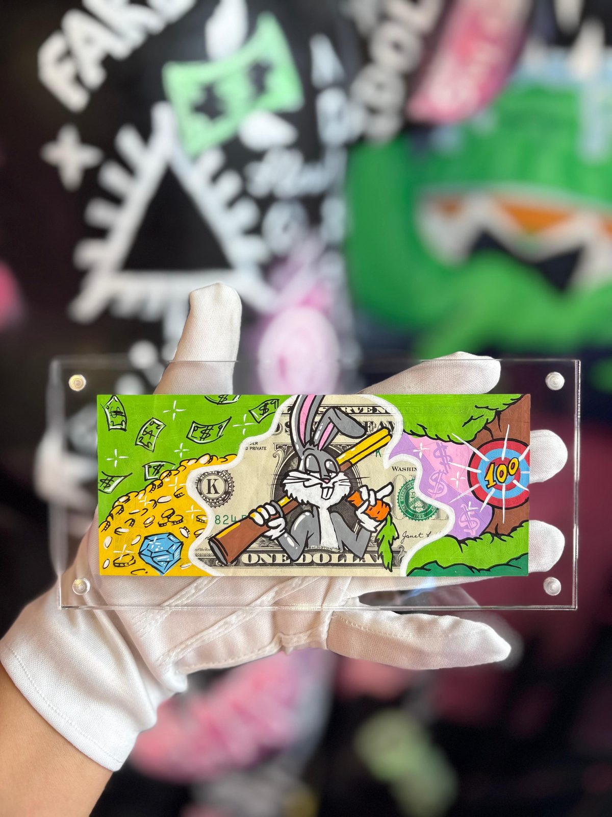 Dólar pintado a mano Bunny Jackpot · Green · Rabbit Cash Rain · Saint Gallery Ibiza