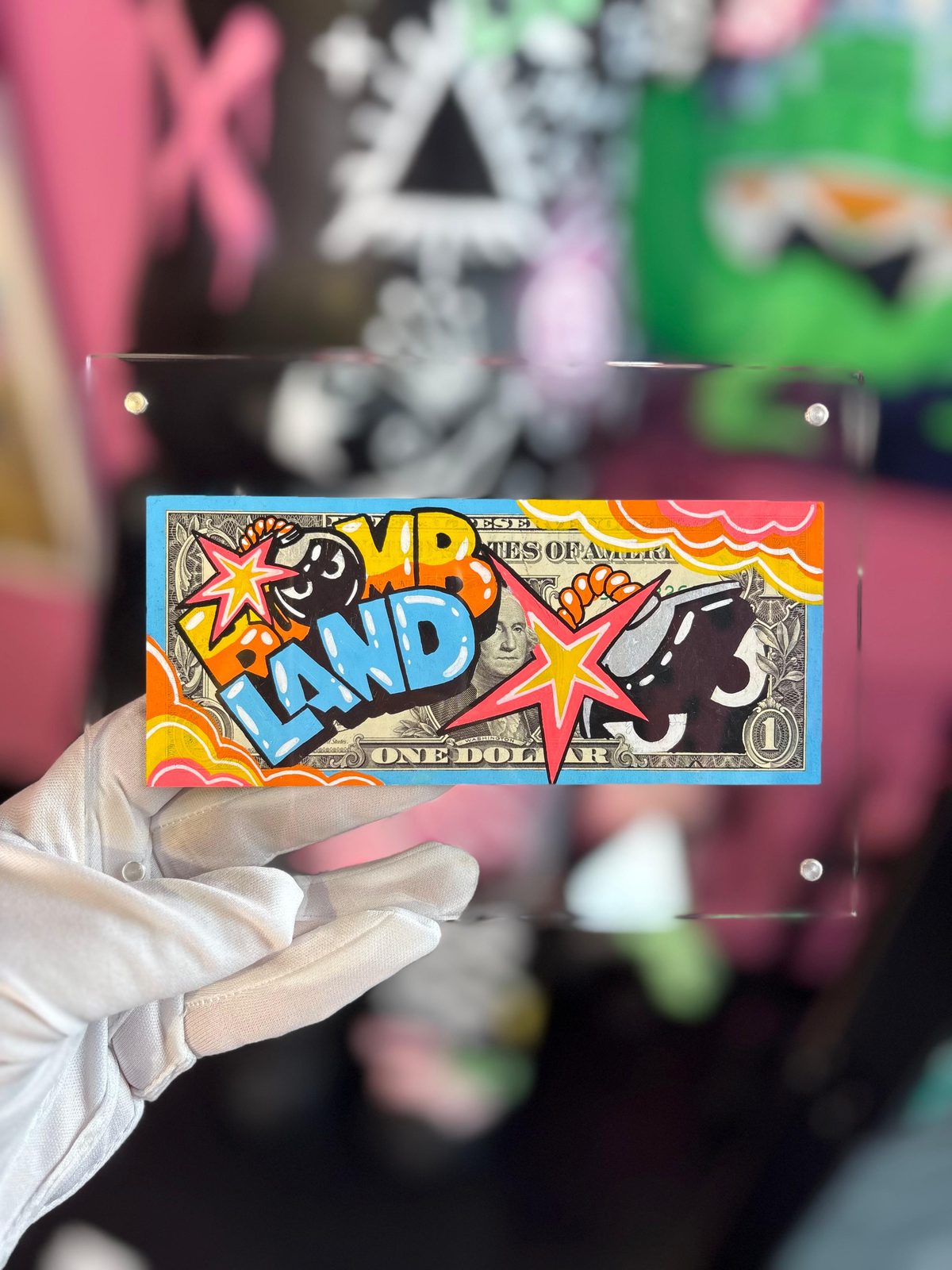 Dólar pintado a mano Boom Land · Saint Universe · Saint Gallery Ibiza