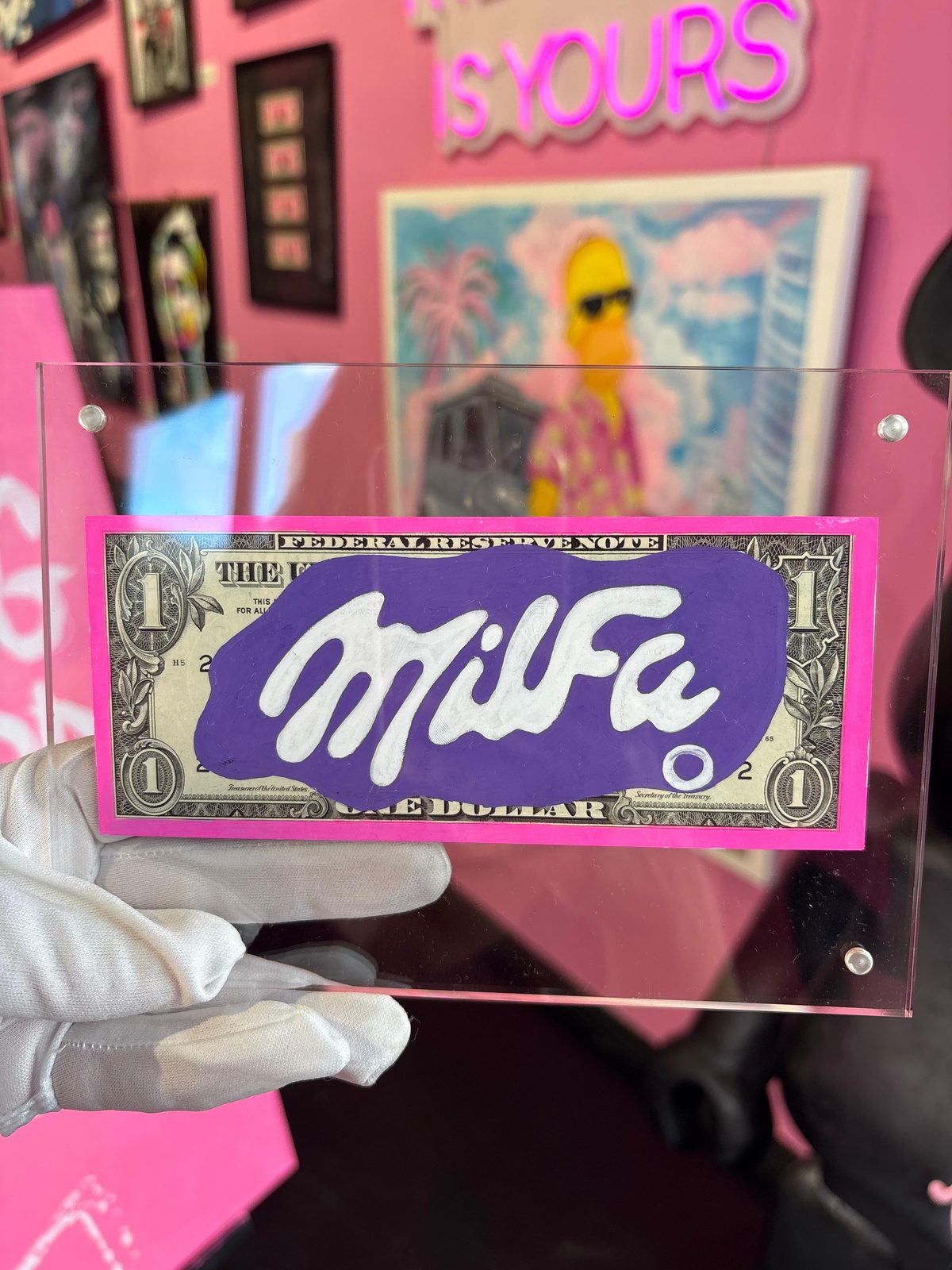 Dólar pintado a mano Milfa · Saint Universe · Saint Gallery Ibiza